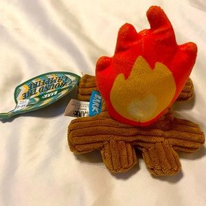 NWT BARK A’Hound The Campfire Dog Toy
